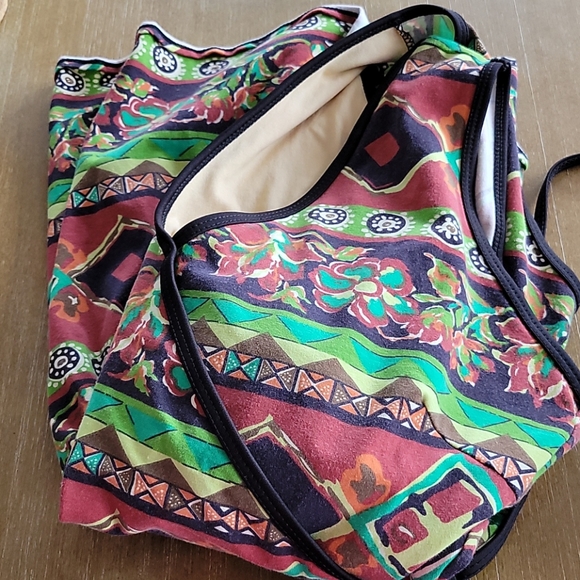 VINTAGE EXTRA TOUCH INTERNATIONAL SWIMSUIT - Picture 6 of 15